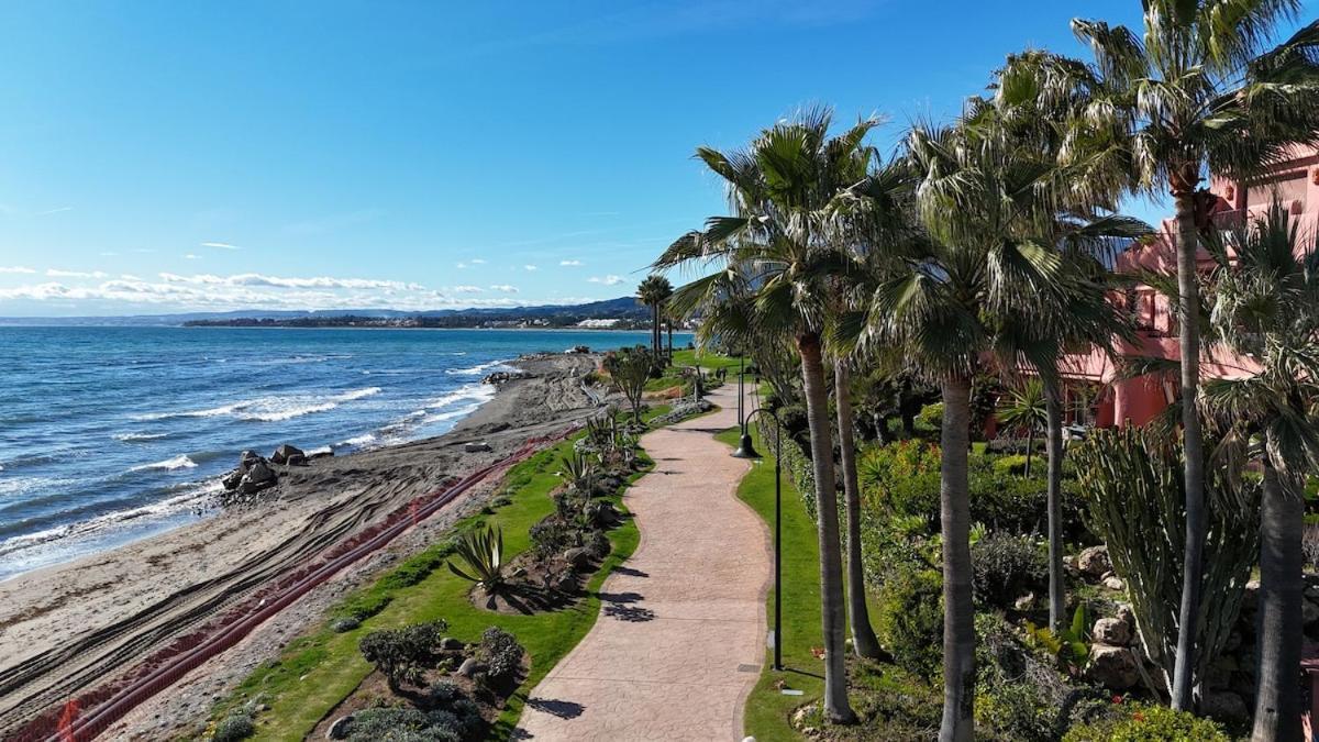 Te Huur 2 Slaapkamers Frontline Strand Complex Estepona Exterior foto